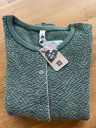 Schnäppchen: warmer Pullover aus Wolle grün Grösse S