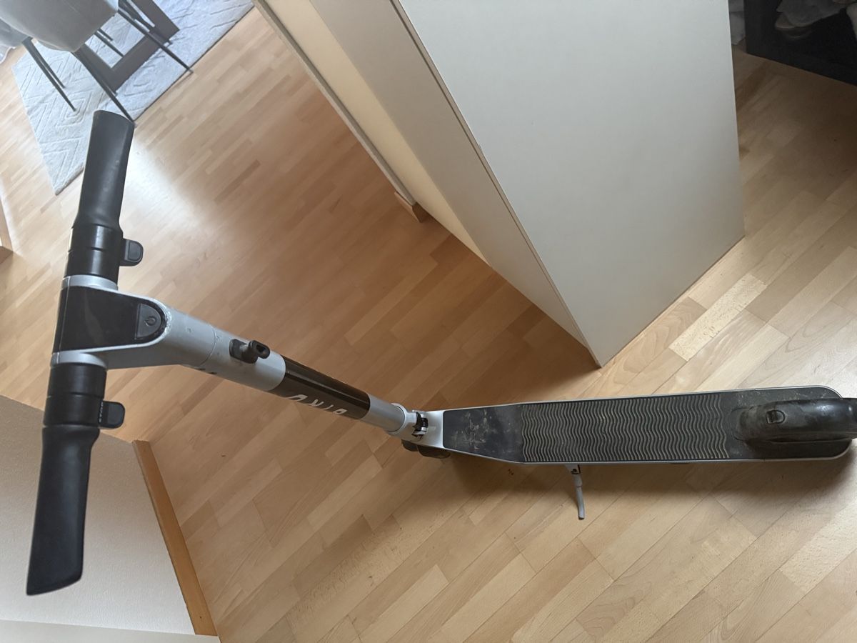 Veicoli elettrici: E-Scooter – Difettoso da Bachenbülach venduto da cov_6f9b 3