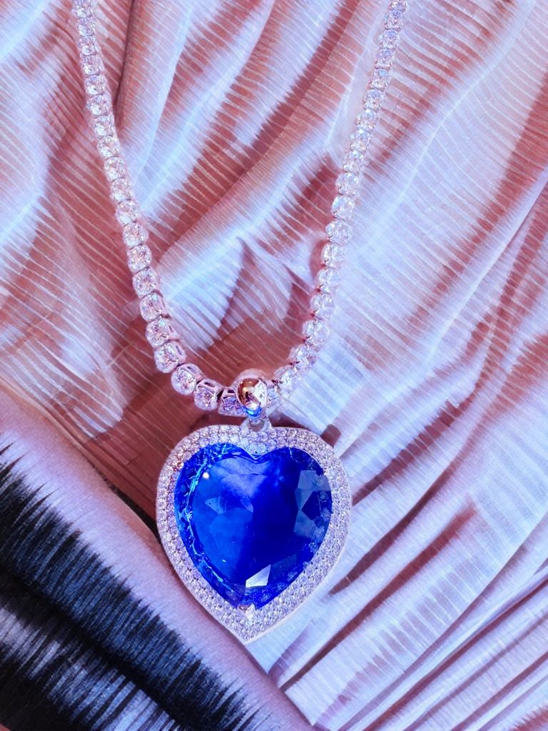 Catenine: Collier coeur de l’Ocean – Nuovo e nell'imballaggio originale da St-Maurice venduto da Sandrinette123 3