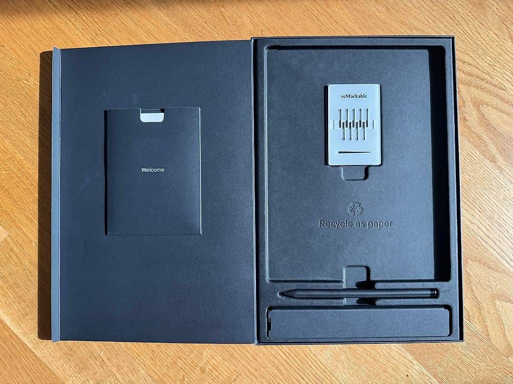 reMarkable Tablet PC: reMarkable 2 Bundle  10,3" Papier-Tablet inkl. Marker Plus – Usato da Zürich venduto da tor_xpy2 1