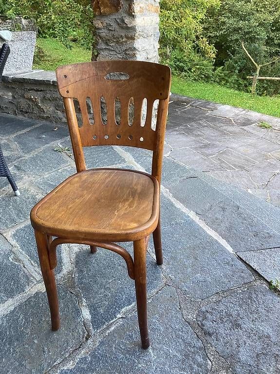 Stühle: Horgen-Glarus Bistro Stühle  – Gebraucht aus Oberrieden von Autosti 1