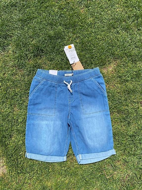 Pantaloni: Kurze Name-it Jeanshose Gr 164 – Usato da Zürich venduto da sisasu01 1
