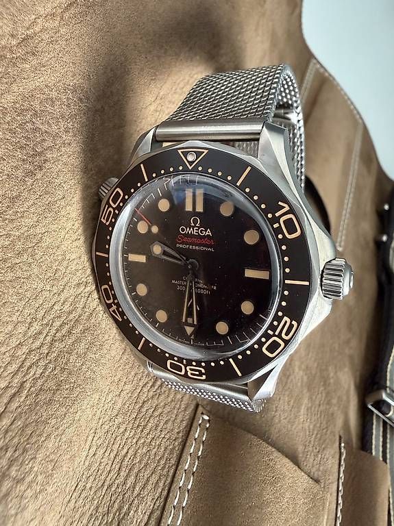 Omega Uhren: Omega Seamaster Diver 300 M 007 Edition – Gebraucht aus Zürich von timeio-swapwatch 8