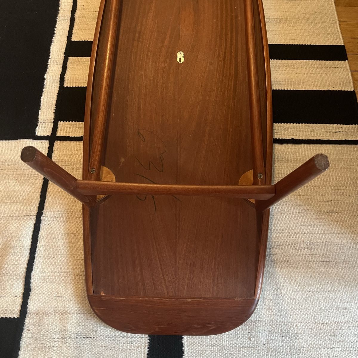 Tavoli: Couchtisch Surfboard Tisch Arne Hovmand Olsen – Usato da Bern venduto da buletzko 3