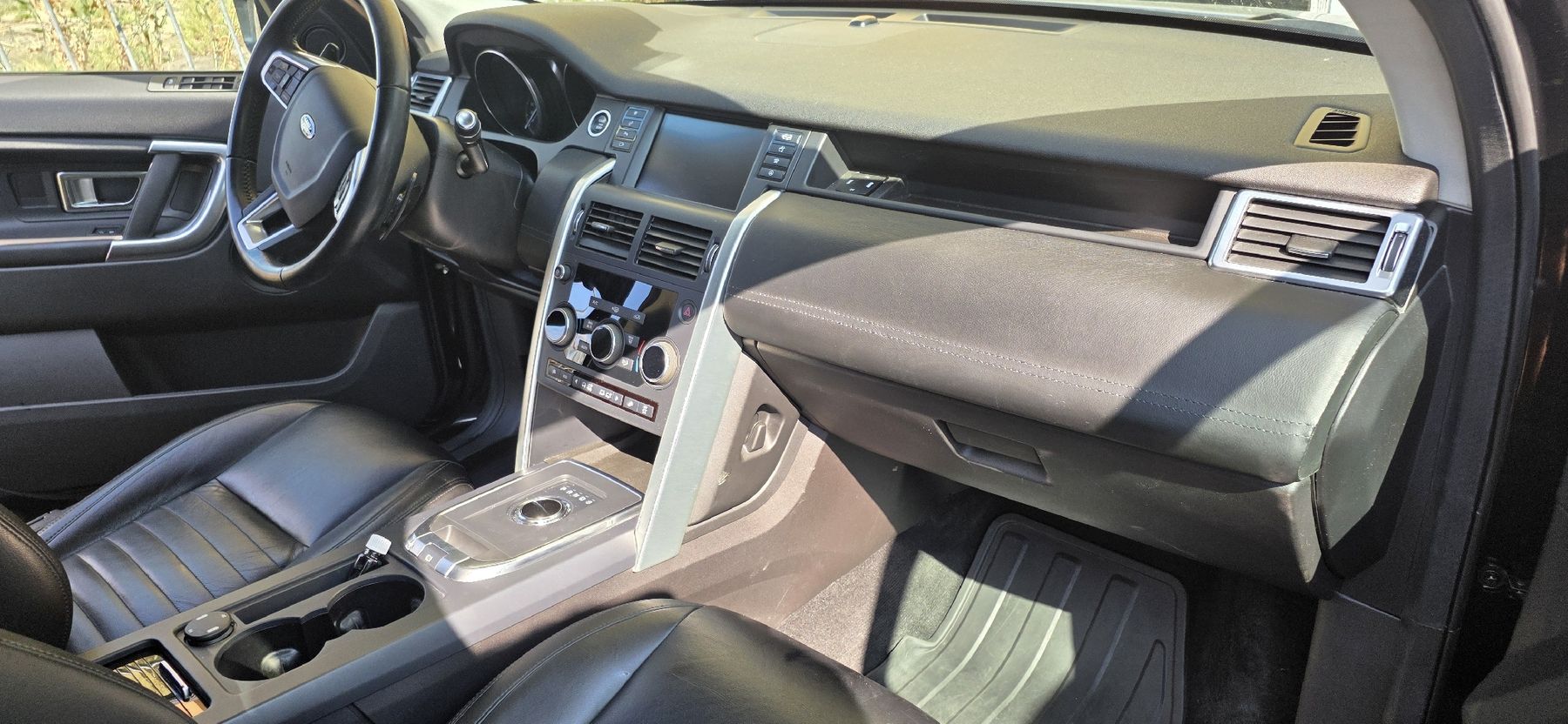 Land Rover Automobili: Fahrzeug  – Usato da Sursee venduto da mlm_8z2t 6