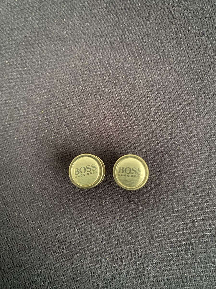 Hugo Boss Gemelli: Boutons de manchette Hugo Boss – Nuovo (secondo la descrizione) da Genève venduto da ibrahim9dd17 1