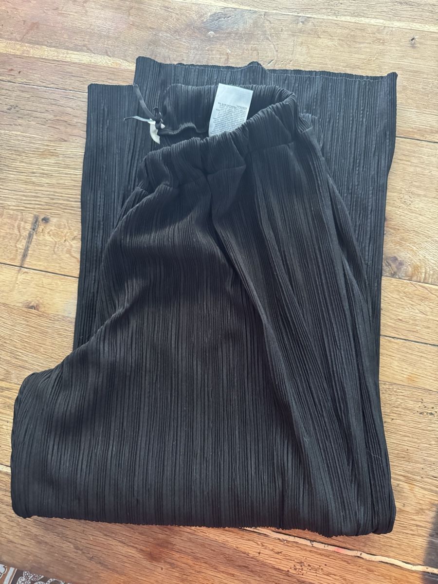 Pantaloni: Neuwertige Sommerhose Gr 40 – Usato da Visp venduto da Pastis 1