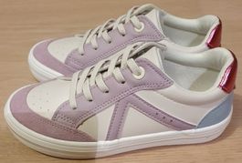 Baskets Okaidi Taille 31, parfaites pour le printemps!