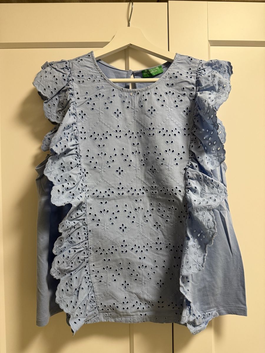 Benetton T-shirt: T-shirt Benetton size M – Usato da Zürich venduto da mi_ll_ie