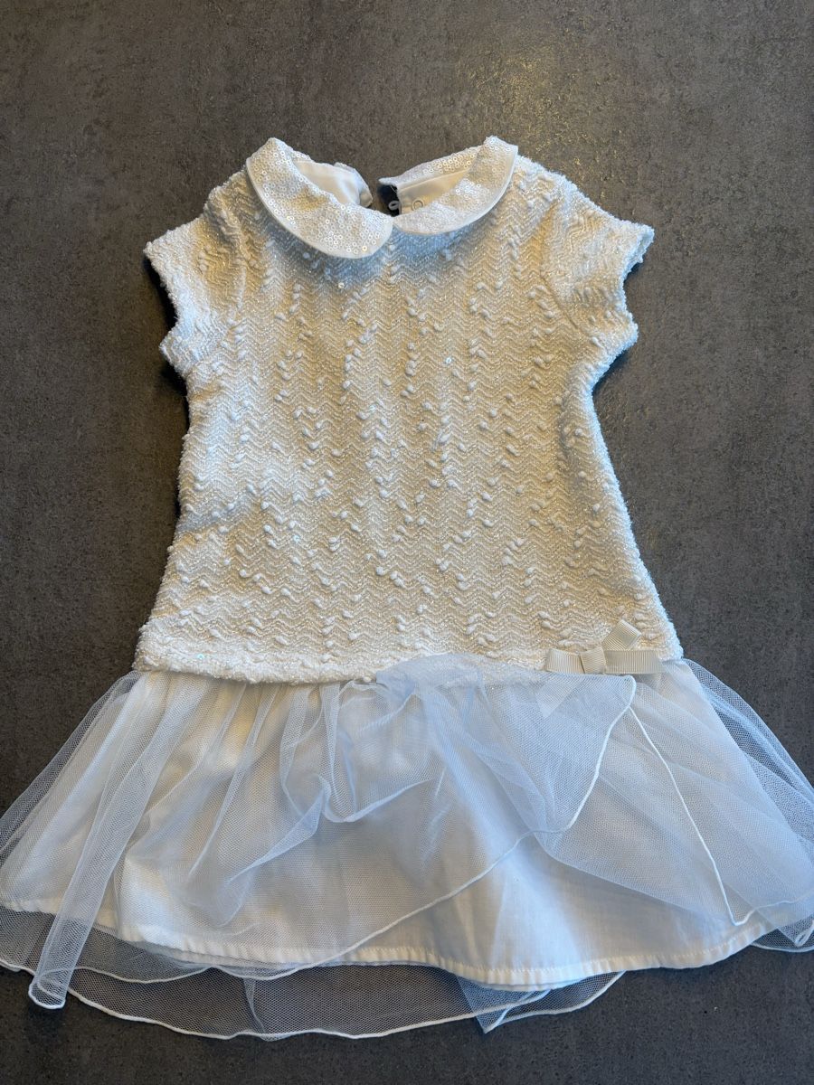 Vestiti & Gonne: Robe pour 3ans – Usato da Chapelle-s-Moudon venduto da vanesso