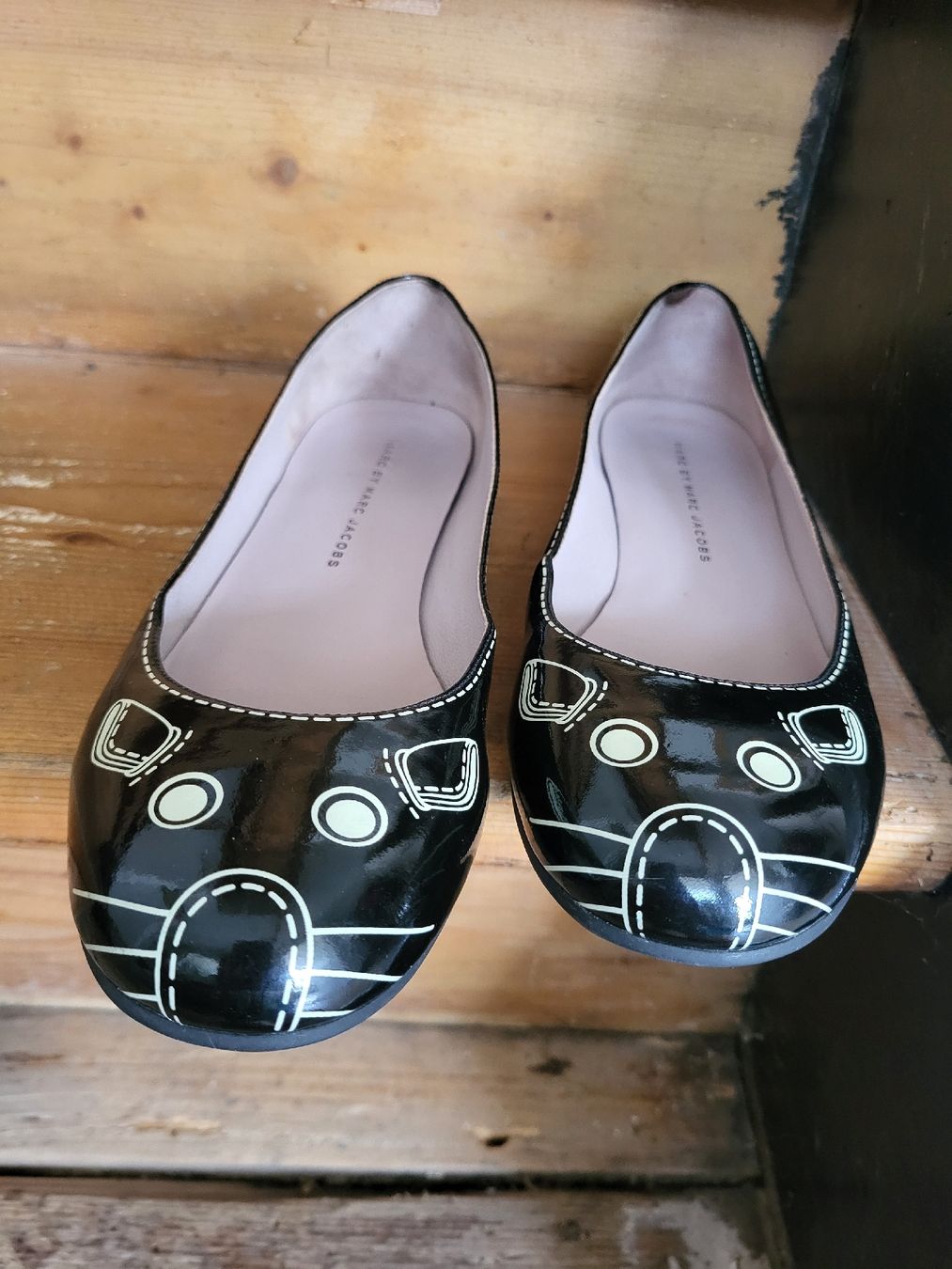 Marc Jacobs Scarpe da donna: Ballerinas von Marc by Marc Jacobs – Nuovo (secondo la descrizione) da Zweisimmen venduto da Adorable 4