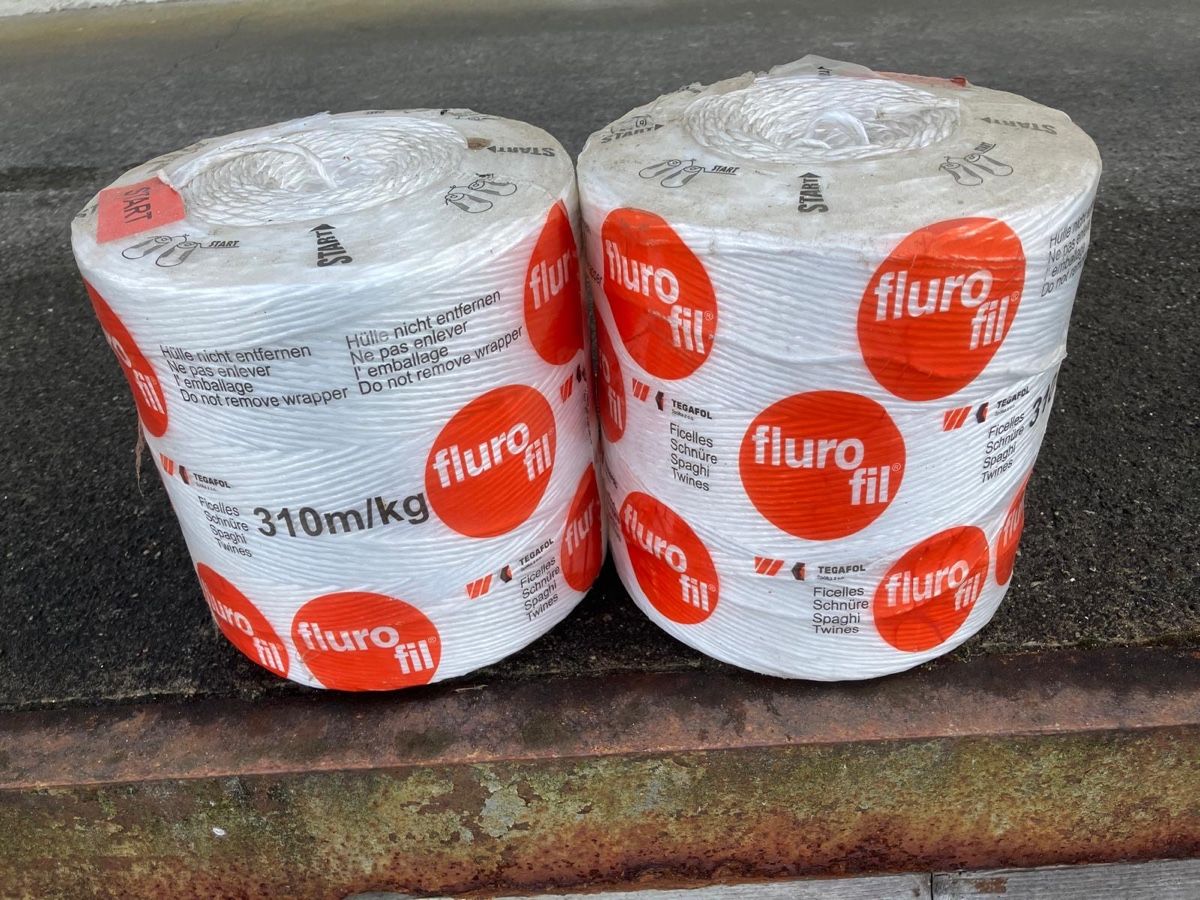 Cordicelle & Fili: Fluro fil 310 Schnurrollen – Nuovo e nell'imballaggio originale da Hunzenschwil venduto da Gaggofisch