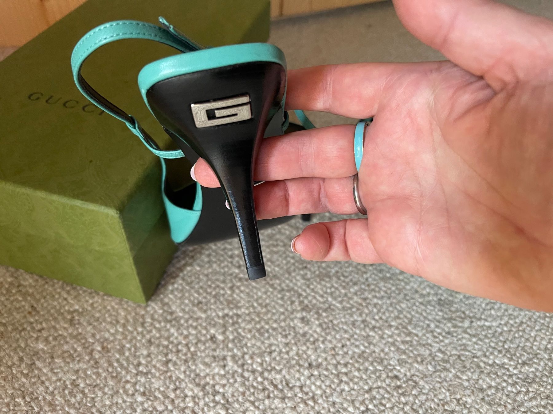 Gucci Chaussures femmes: Gucci tacchi- originale – Neuf avec emballage d'origine à Gordevio par LanaZimm 4
