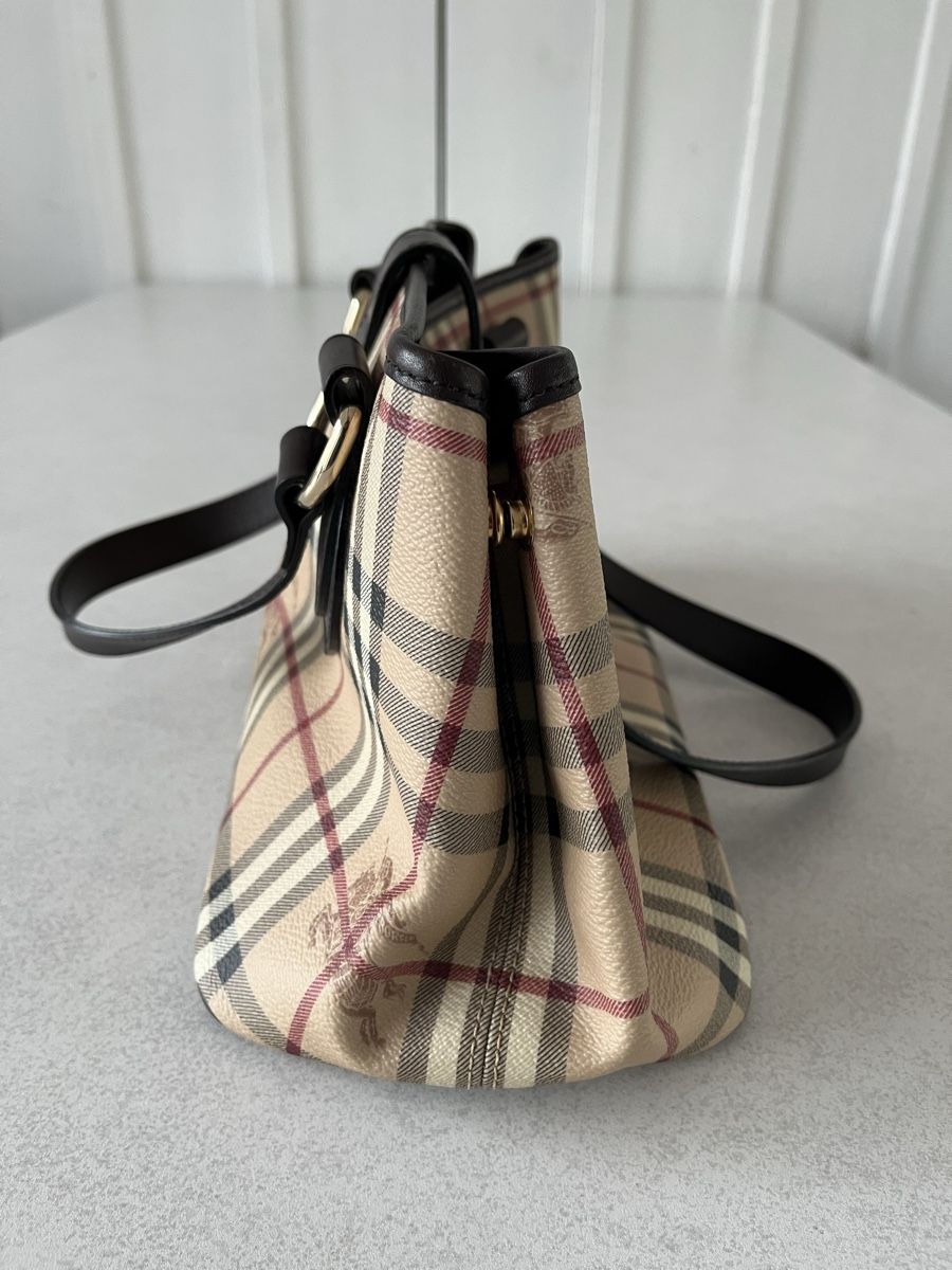 Burberry Taschen für Damen: Original Burberry Handtasche  – Gebraucht aus Wetzikon ZH von diaso 1