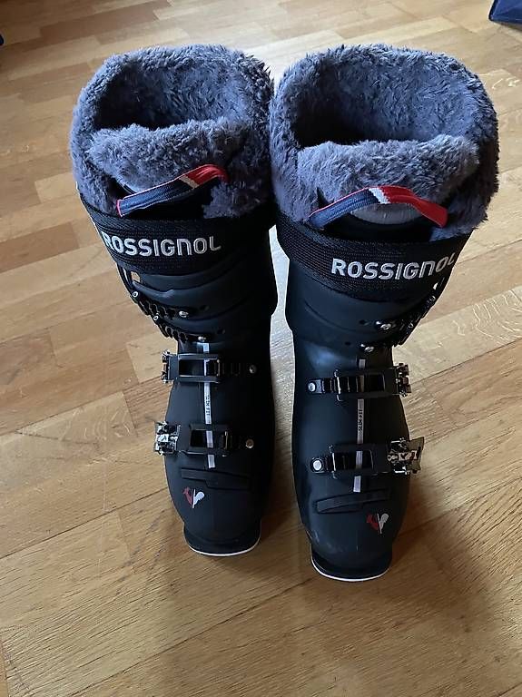 Scarpe da uomo: Skischuhe Rossignol Größe 41.5 – Usato da Neerach venduto da sch_hk78