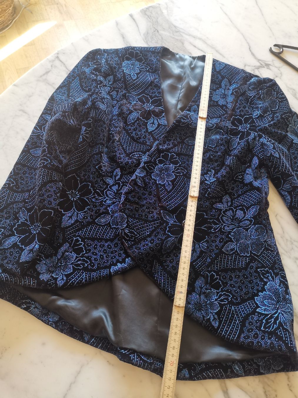 Giacche: Handgefertigter, festlicher Blazer – Usato da Uerikon venduto da pink_flamingo 5