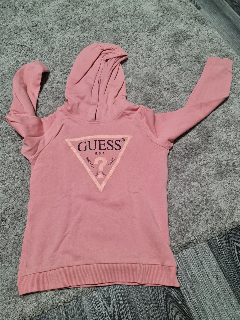 Maglioni & Felpe: Guess Pullover – Usato da Ehrendingen venduto da Ince2016