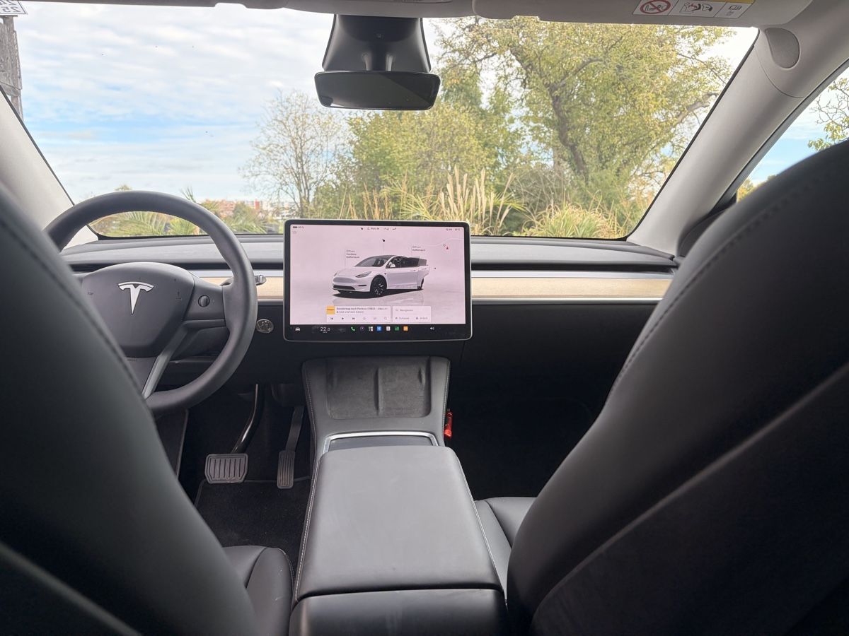Tesla Automobili: Tesla Model Y Hinterradantrieb Pearl White – Usato da Greifensee venduto da Flobaben 7