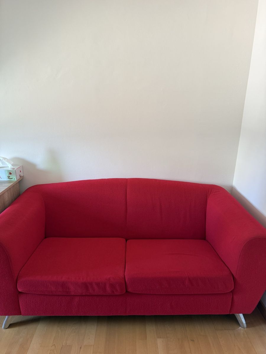 Sofas: Rotes Sofa Top Zustand – Gebraucht aus Zürich von Steinermax55 1