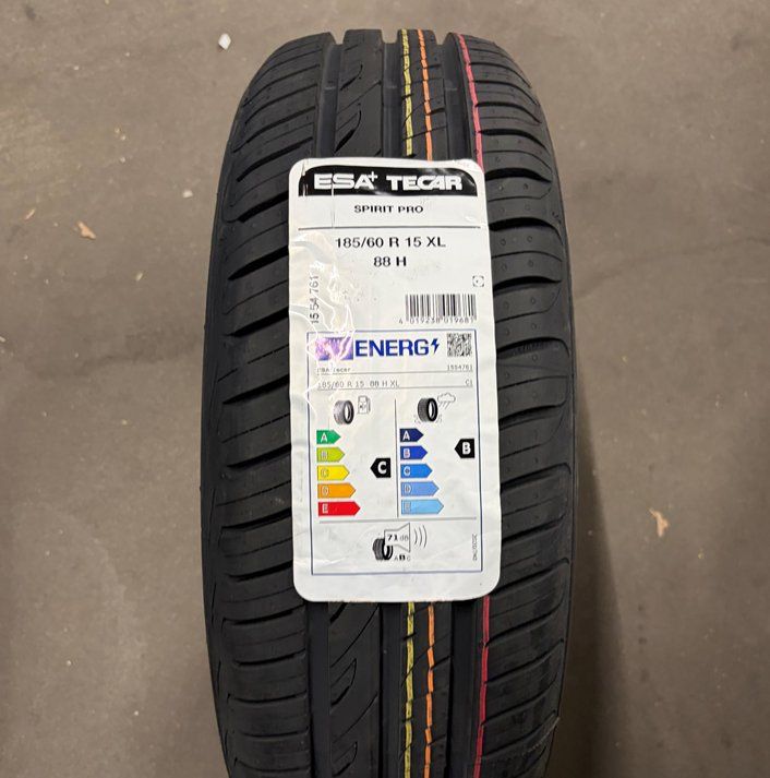 Winterreifen 18560 R15
