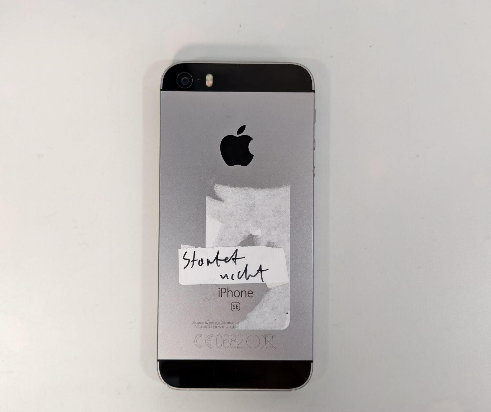 Apple Portables: iPhone SE defekt – Défectueux à Ehrendingen par Rocky985 1
