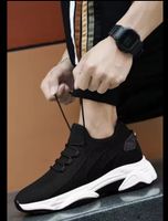 Chaussures sport noires et blanches - Taille 39