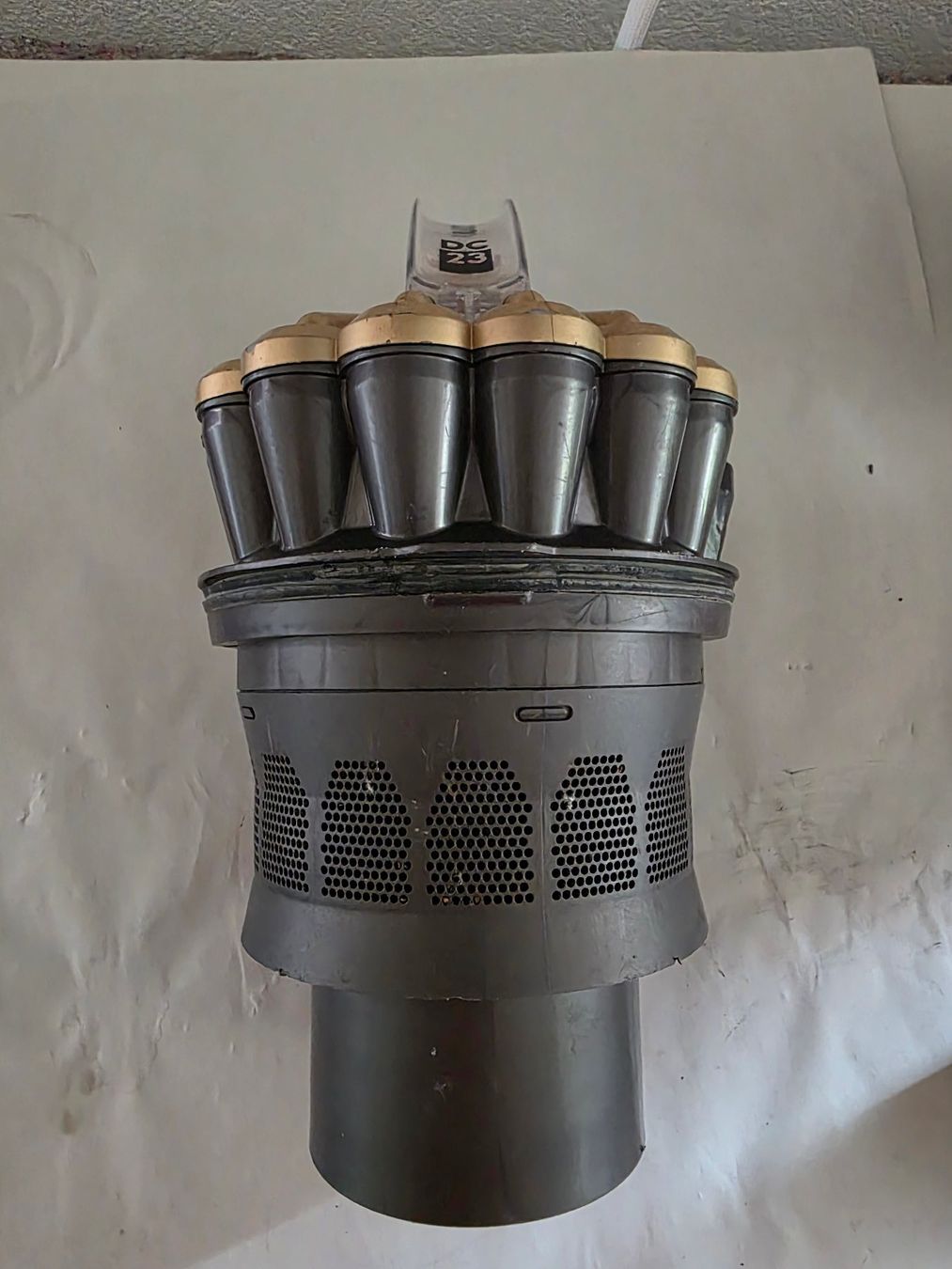 Dyson Aspirapolveri & Accessori: Dyson DC23 Zyklon Staubsauger Ball Ersatzteil – Usato da Stein SG venduto da nxr_vzv9 1