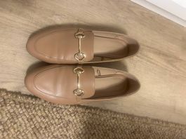 Damenschuhe beige Grösse 38 NEU