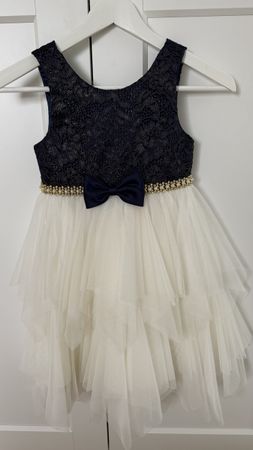 American Princess Ballkleid, Festliches Kleid, Grösse 134