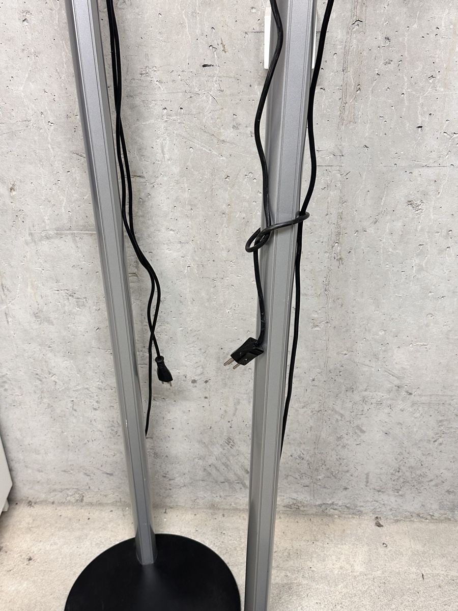 Lampade: 2er Set Stehlampen, Silber, Modern – Usato da Zürich venduto da SwissBiker24 2