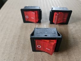 Schalter KCD4, rot, 16A/250V AC, 20A/125V AC, neu (3 Stk)