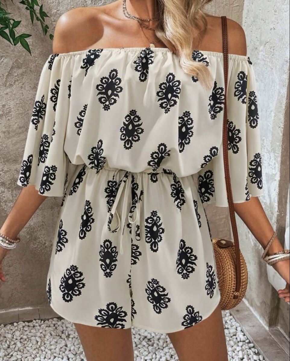 Tute: Kurzer Overall schulterfrei mit Druck Grösse M – Nuovo e nell'imballaggio originale da Au ZH venduto da Jaggy4 2
