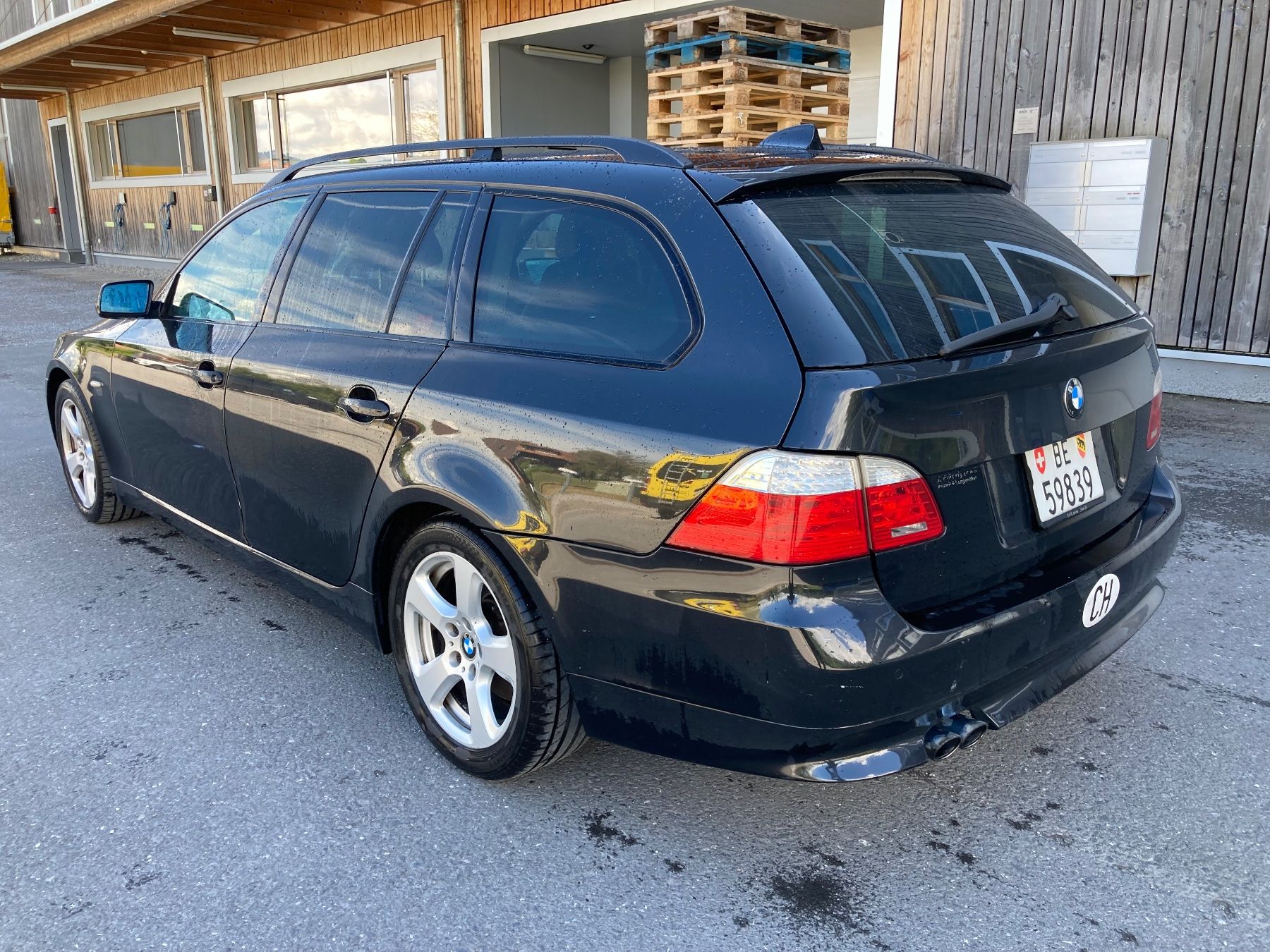 BMW Automobili: BMW 530xd Touring – Usato da Reutigen venduto da Sieaus 3