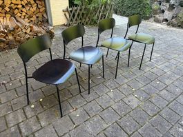4 chaises design Pavilion AV3 de la marque &Tradition