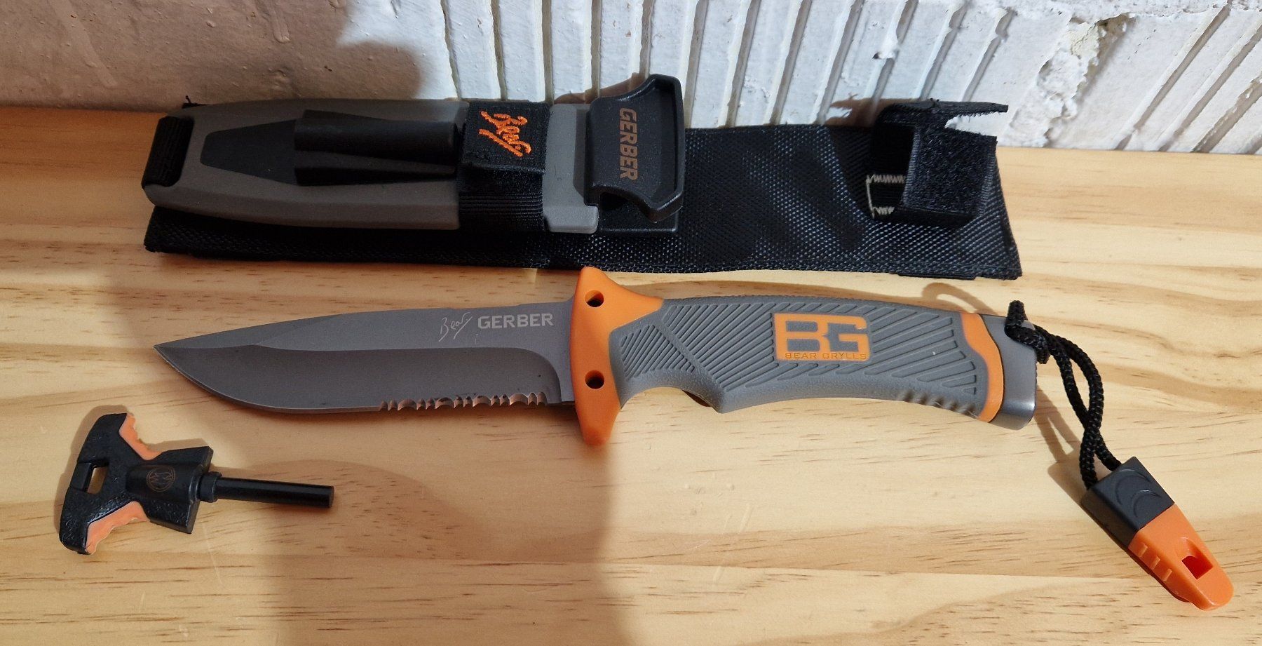Accessori: Bear Grylls Messer Überlebensmesser – Usato da Seedorf BE venduto da Stibutz