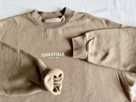 ESSENTIALS PULLI TAUPE GR. M 