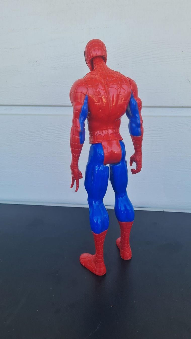 Hasbro Statuette: Actionfigur / Marvel / Spider-Man / Hasbro / 30cm / JG 2013 – Usato da Safenwil venduto da Husqi2000 3