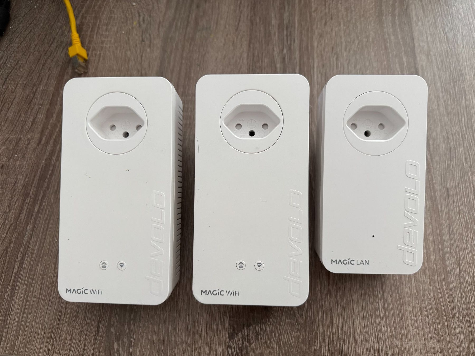 Devolo Laufwerke & Adapter: Devolo Magic WiFi 6 / Magic LAN set guter Zustand – Gebraucht aus Gais von mmu_bl6k