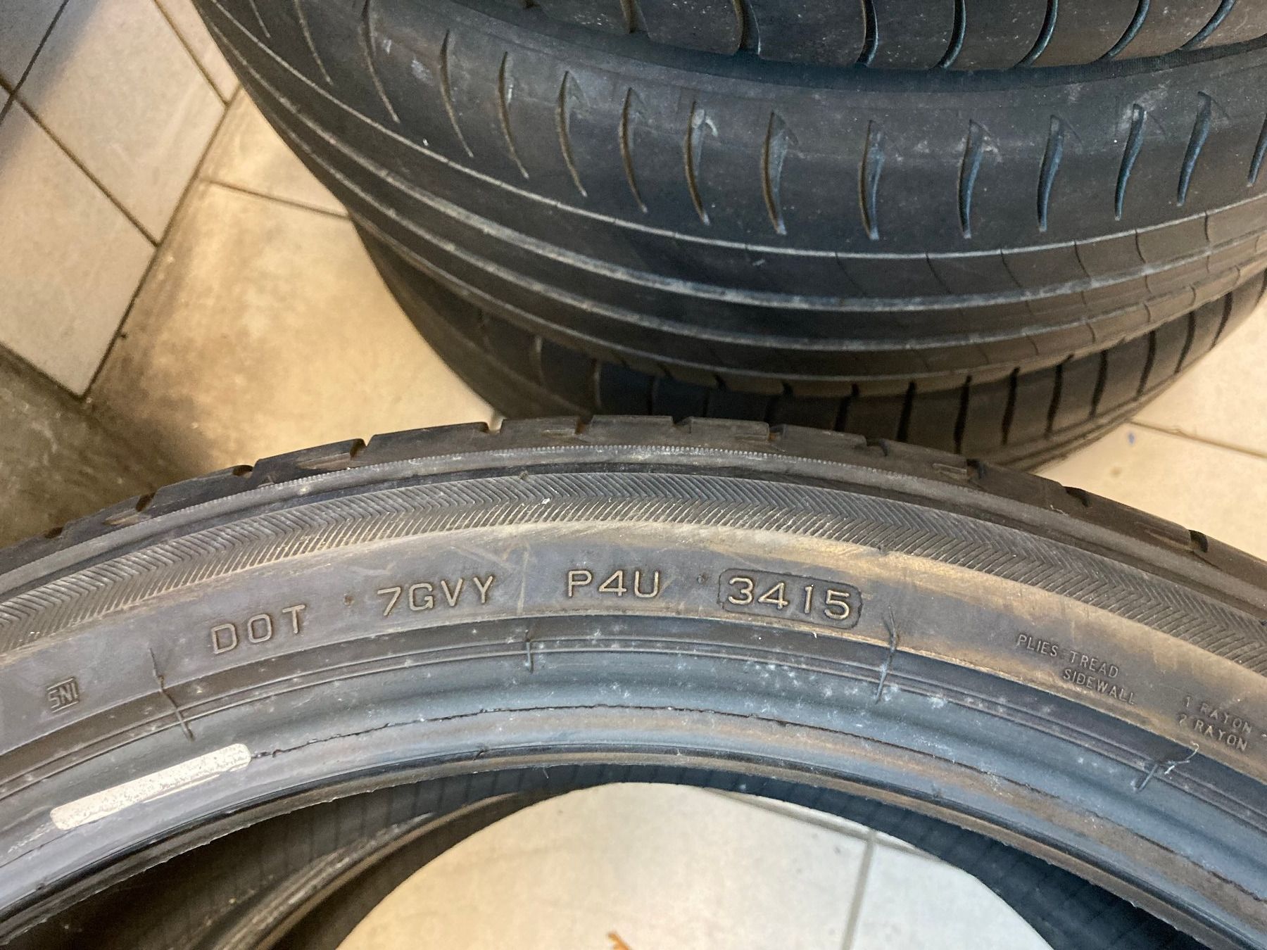 Bridgestone Pneumatici & Ruote complete: 215/45R20 Sommerpneu – Usato da Cham venduto da WB2223 3