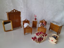 Erzgebirge Schlafzimmer Möbel für Puppenstube aus Holz, 1942