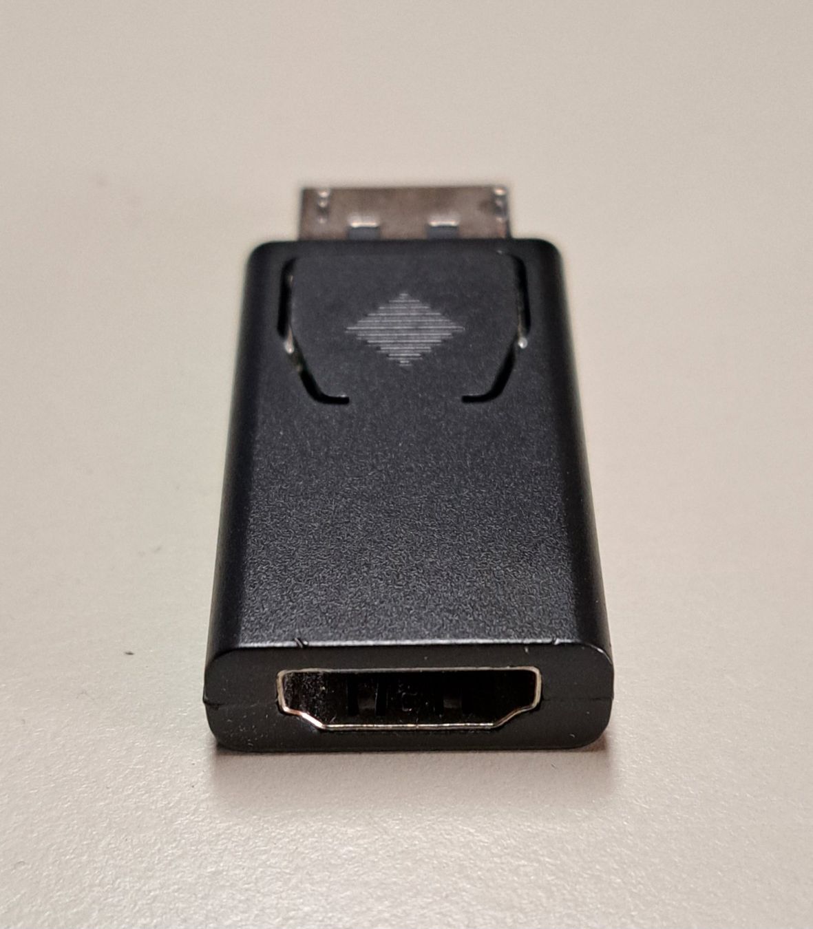 Unità & Adattatore: ***** DisplayPort - zu - HDMI Adapter – Nuovo e nell'imballaggio originale da Villaz-St-Pierre venduto da Ubid 1