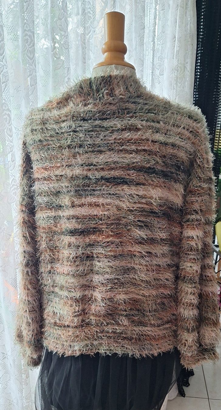 Maglioni & Felpe: Cardigan beige chiné M – Usato da St-Triphon venduto da Jldr0 1
