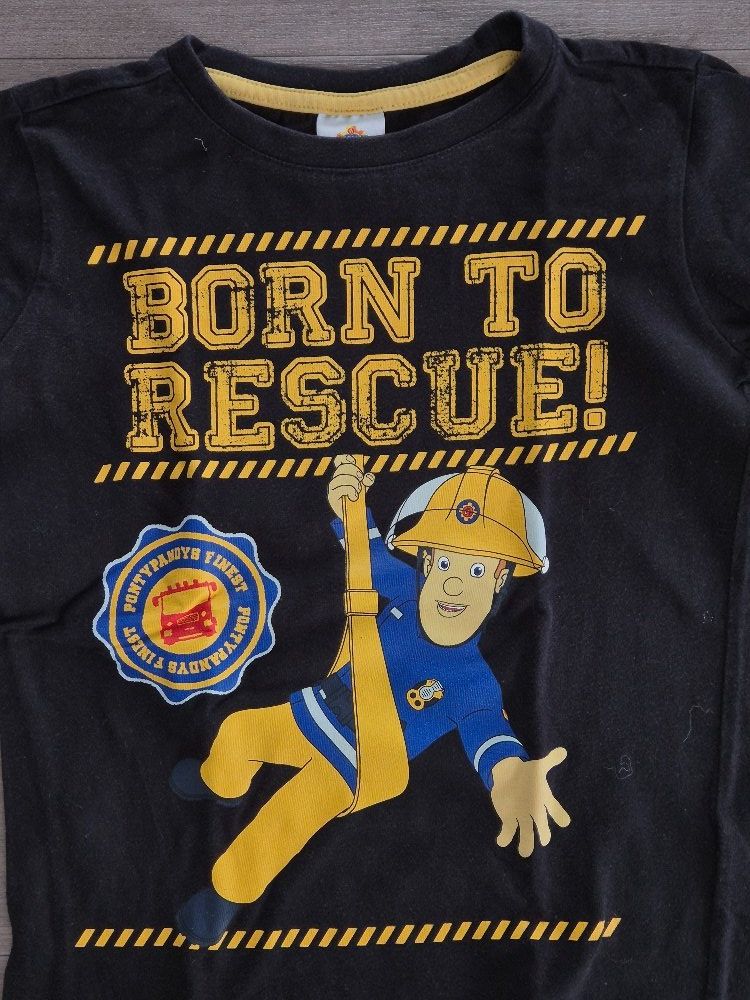 Pullover & Sweatshirts: Sweatshirt "Feuerwehrmann Sam" Gr. 128 – Gebraucht aus Buttisholz von sico20 1