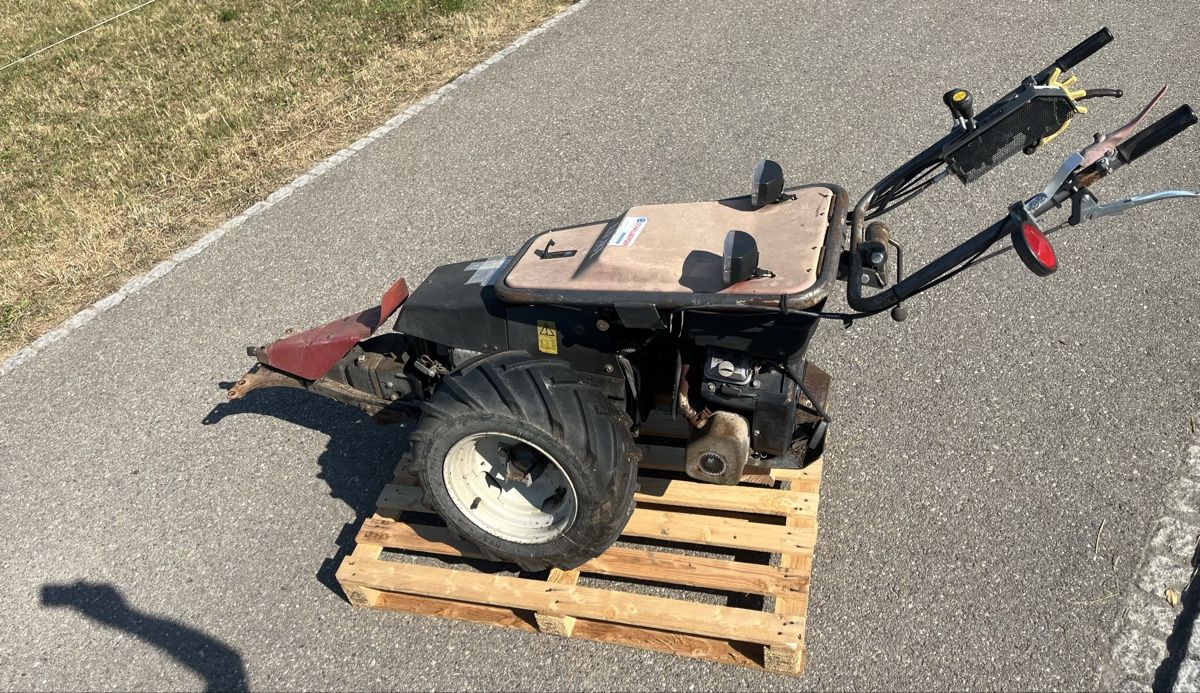 Alle Maschinen: Aebi am42 – Defekt aus oberwil-lieli von dolomit01