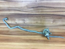 Defekte Skulptur Schlange mit Tier aus Bronce