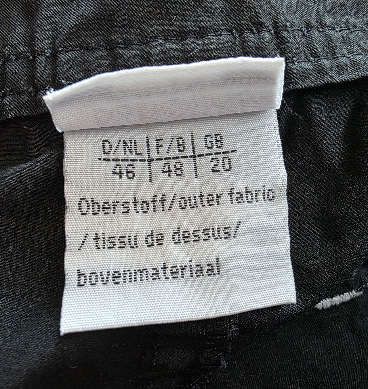 Pantaloni: Basic Line Baumwollshorts, Gr. 46, Top Zustand! – Usato da Zell LU venduto da claro62 2