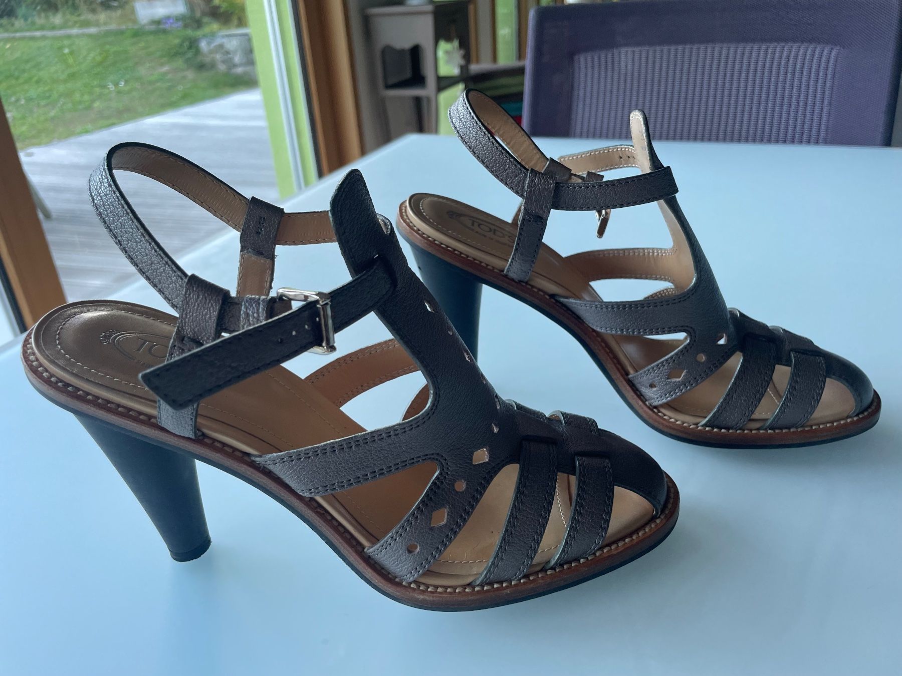 Tod'S Chaussures femmes: ChaussuresTod’s – D'occasion à Vouvry par Joanwu