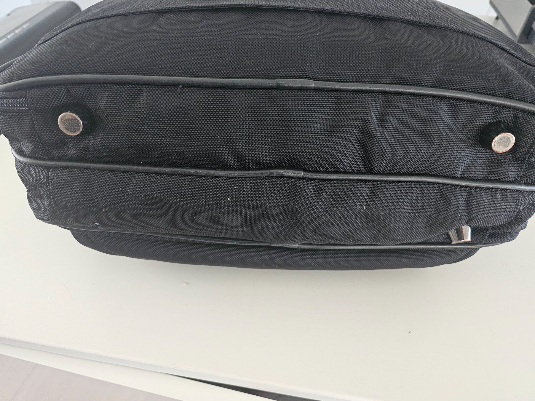 Sacs: BOSS Bag Black Nylon Good Condition – D'occasion à Immensee par Gitter 7