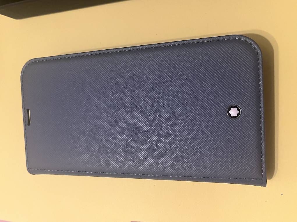 Cover & Protezioni schermo: Coque Mont Blanc pour IPhone 13 Pro – Nuovo e nell'imballaggio originale da Onex venduto da Mureca
