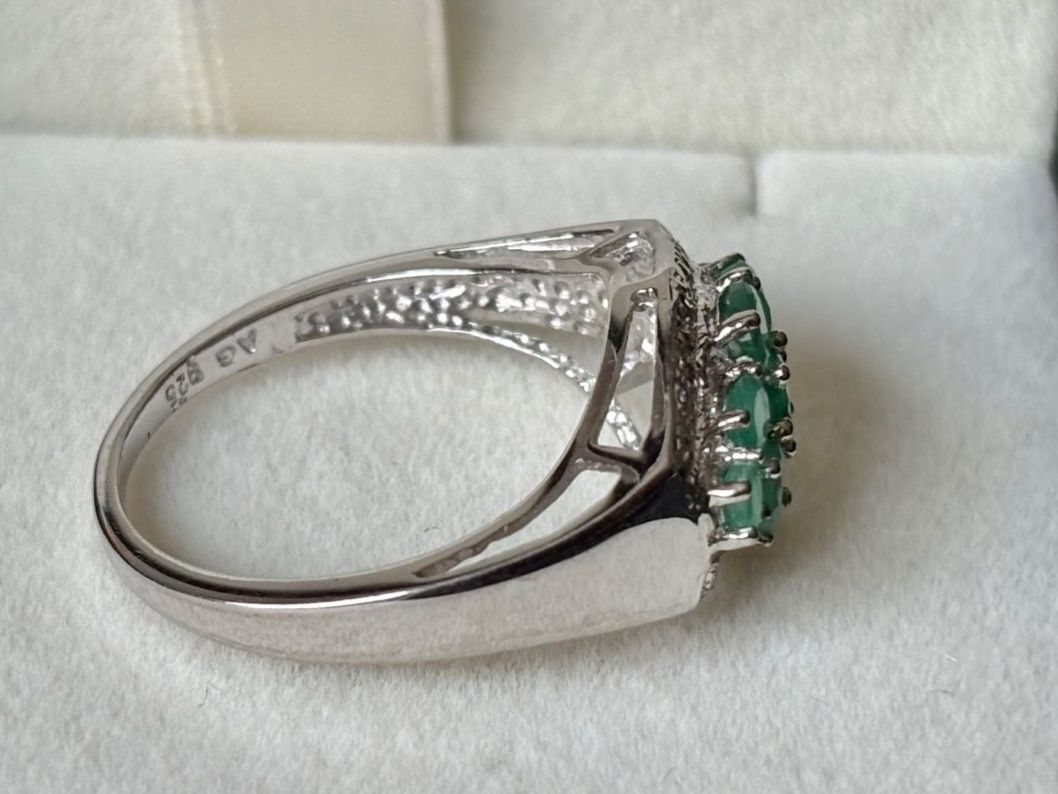 Anelli: Ring Smaragd, Silber 925, Gr. 59, NEU – Nuovo (secondo la descrizione) da Brugg AG venduto da lau_9rvy 6